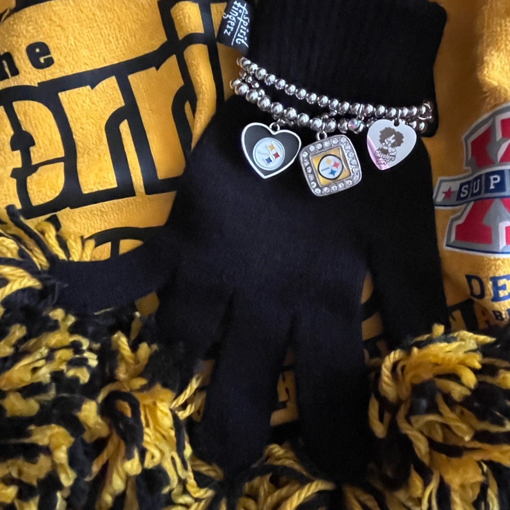 Pittsburgh Steelers Beaded Bracelets